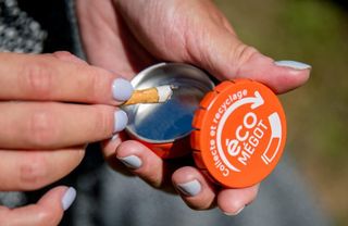 À partir du 15 avril, l’Udaf de la Gironde met en place une solution de recyclage des mégots en partenariat avec ÉcoMégot, une entreprise locale basée à Talence.